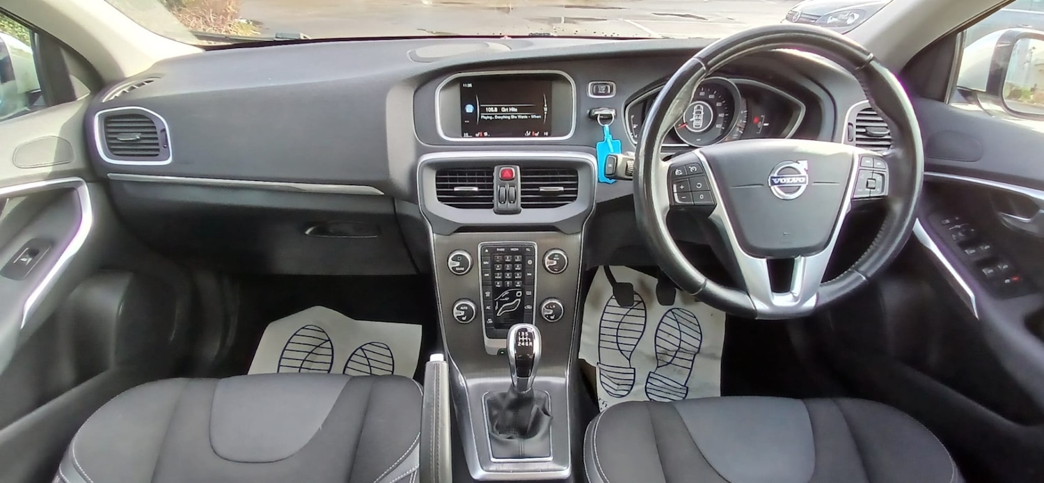 Used Volvo V40 2015 for sale - 77379137: Photo 16