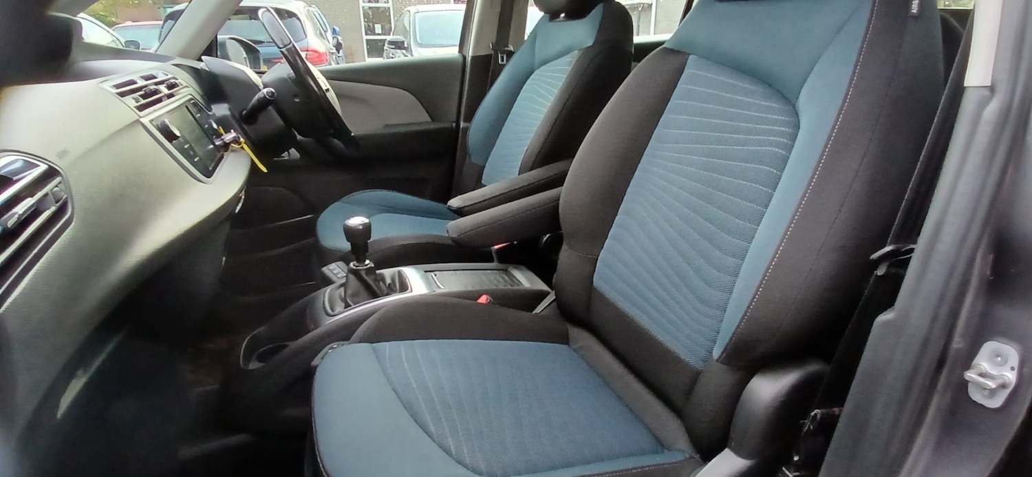 Used Citroen C4 Grand Picasso 2017 for sale - 76479548: Photo 16