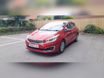 Used Kia Ceed 2018 for sale - 75743529: Photo