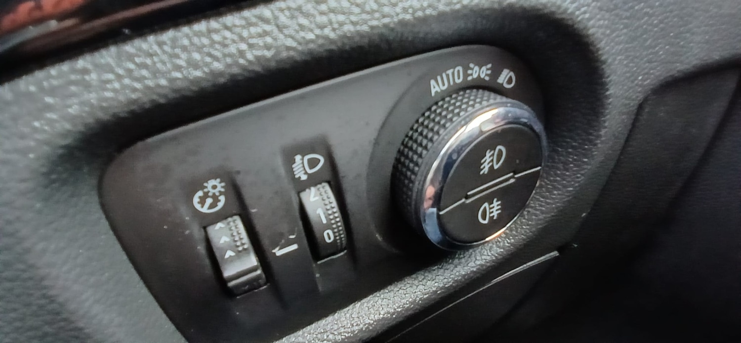 Used Vauxhall Astra 2015 for sale - 77336638: Photo 10