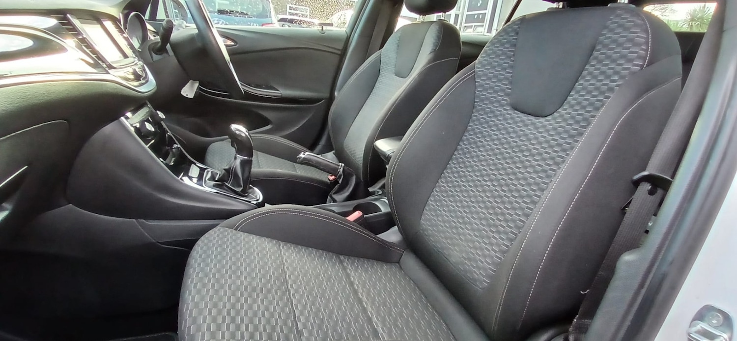 Used Vauxhall Astra 2015 for sale - 77336638: Photo 13