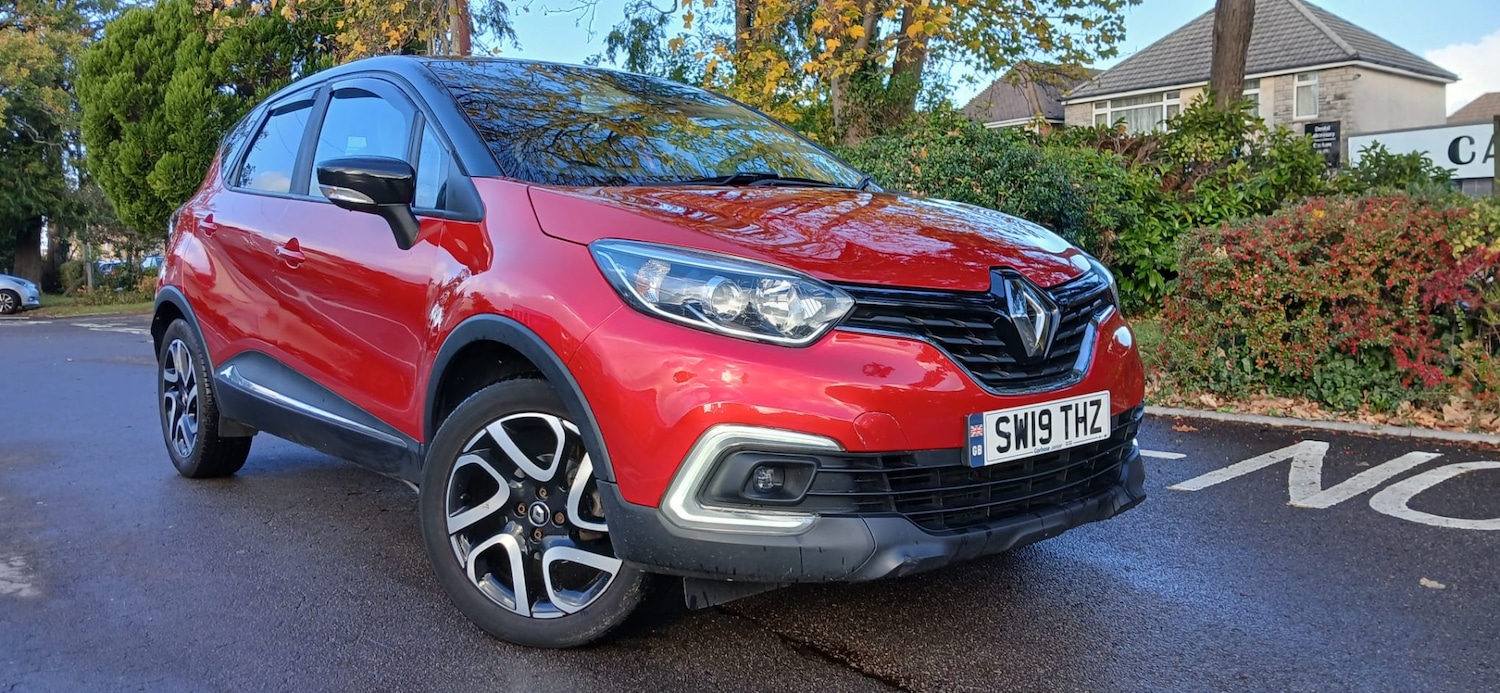 Used Renault Captur 2019 for sale - 76436459: Photo 1