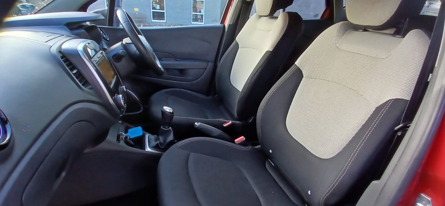 Used Renault Captur 2019 for sale - 76436459: Photo 15