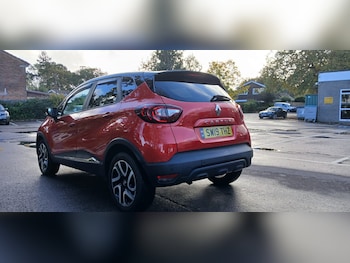 Used Renault Captur 2019 for sale - 76436459: Photo