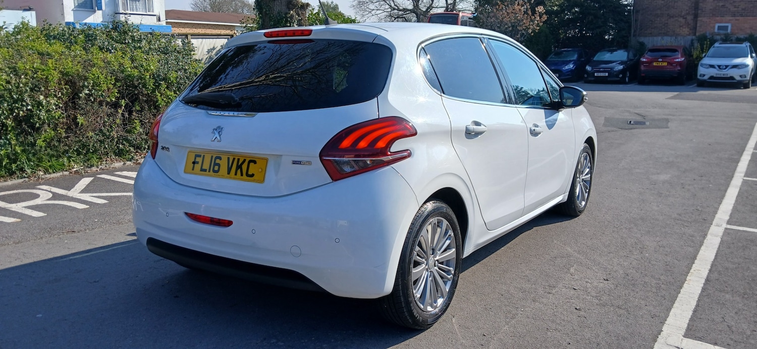 Used Peugeot 208 2016 for sale - 77973566: Photo 8