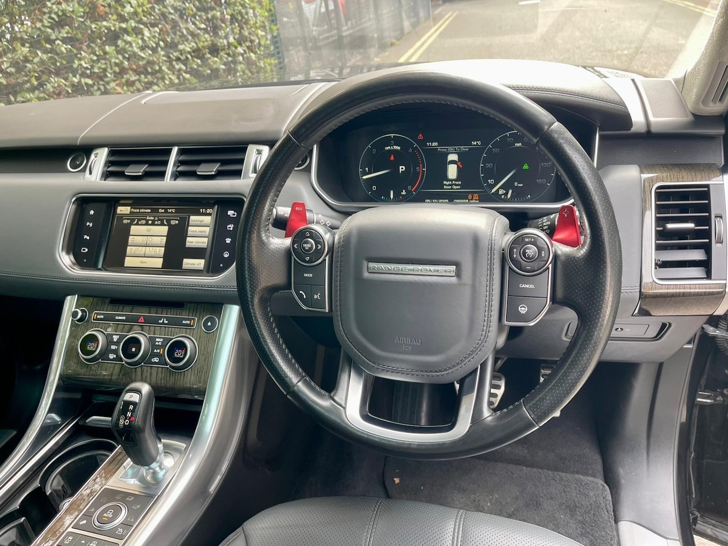 Used Land Rover Range Rover Sport 2015 for sale - 77033715: Photo 9