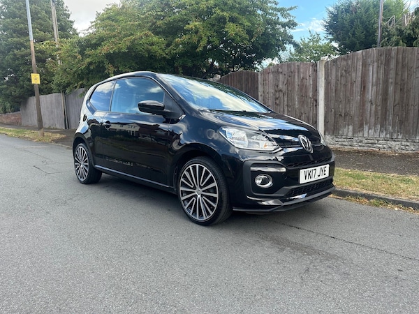 Used Volkswagen up! 2017 for sale - 75272007: Photo 1