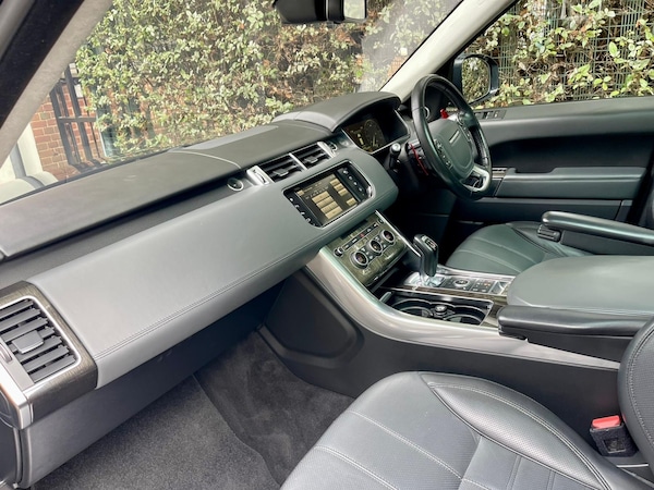 Used Land Rover Range Rover Sport 2015 for sale - 76182545: Photo 24