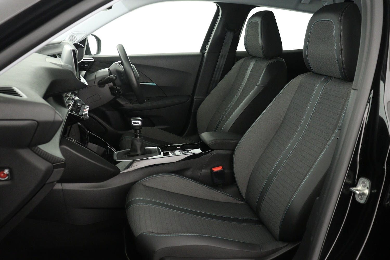 Used Peugeot 2008 2022 for sale - 77588565: Photo 14