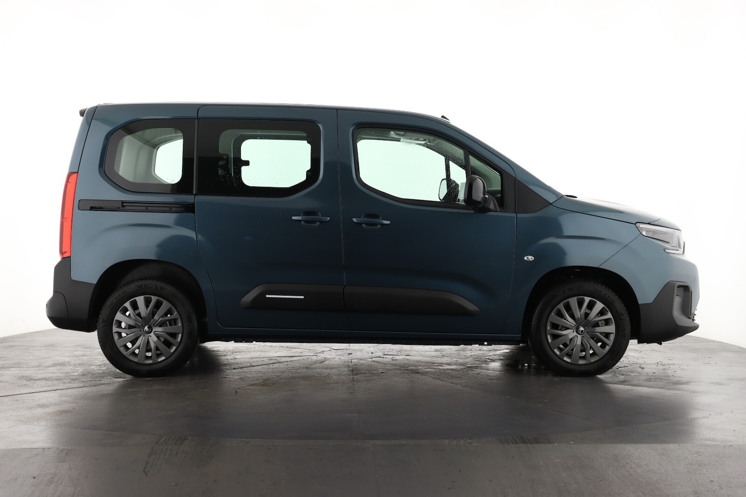 Used Citroen Berlingo 2024 for sale - 77428050: Photo 5