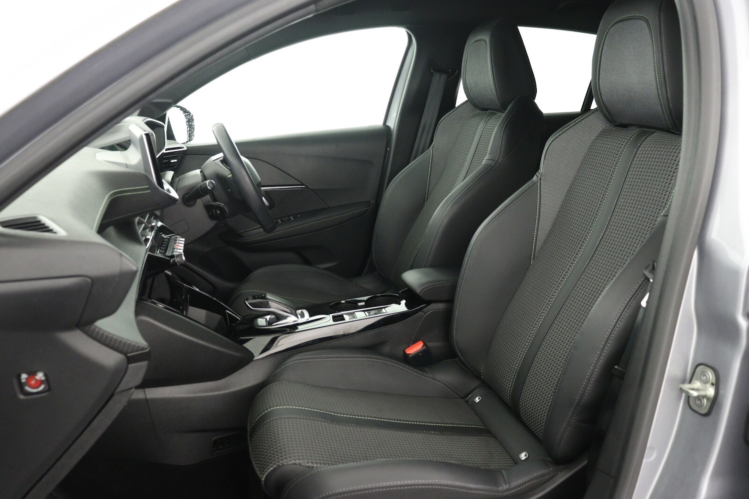 Used Peugeot 208 2021 for sale - 77492725: Photo 11