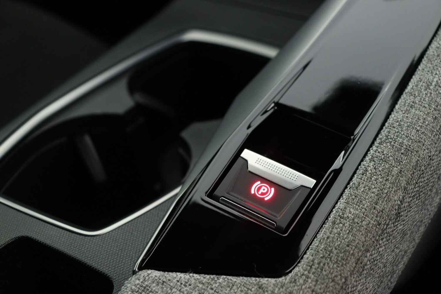 Used Peugeot 3008 2024 for sale - 76870710: Photo 27