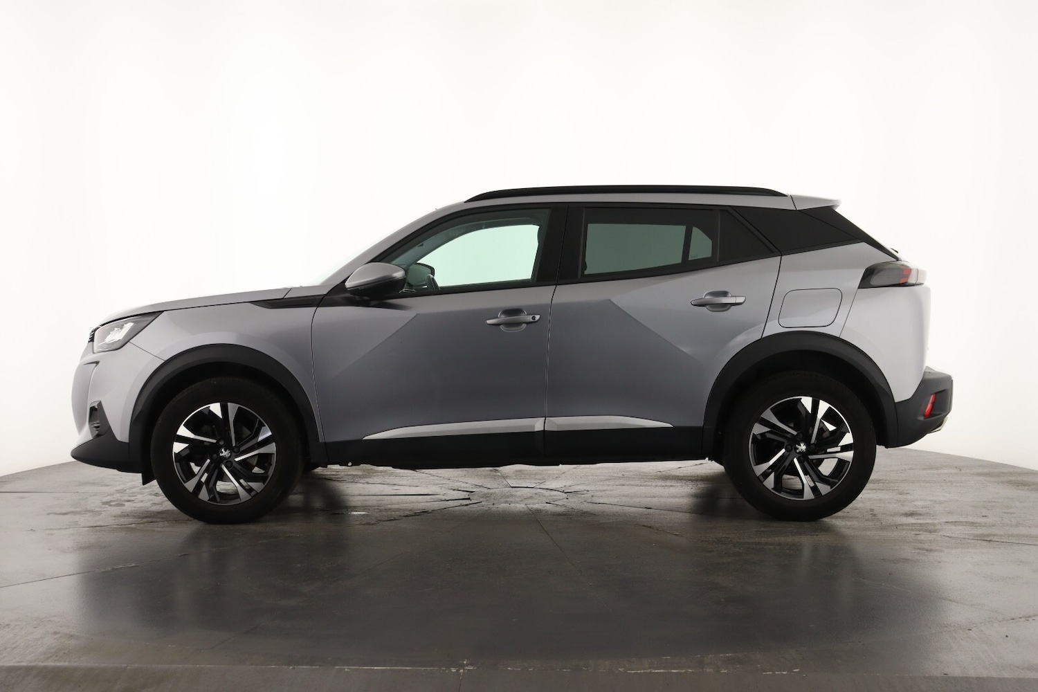 Used Peugeot 2008 2021 for sale - 77975469: Photo 8