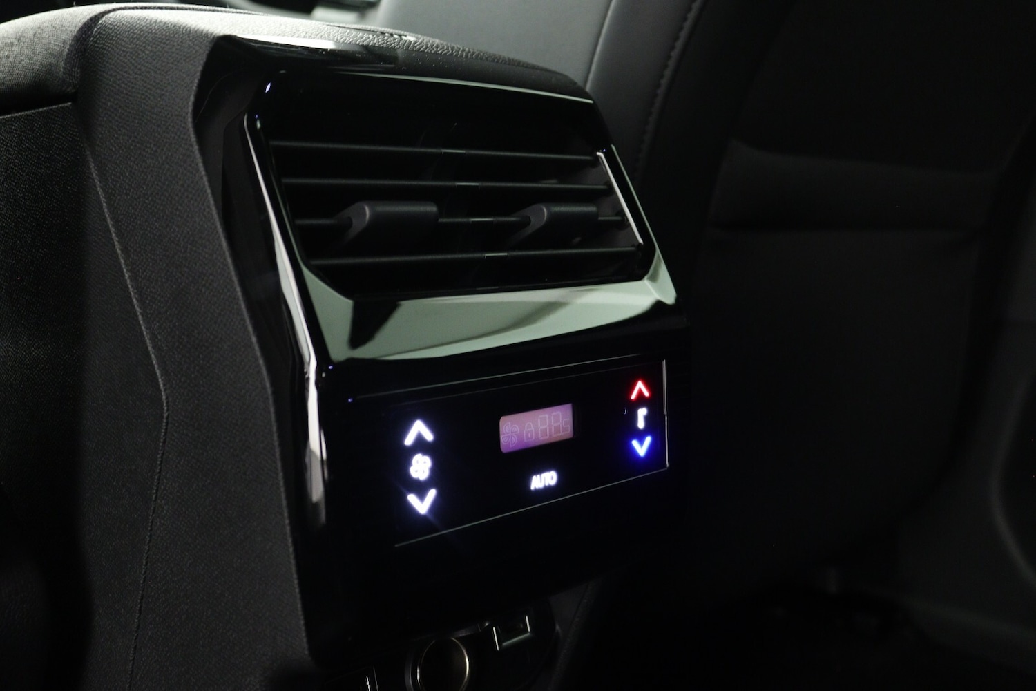 Used Peugeot 5008 2024 for sale - 77105984: Photo 16