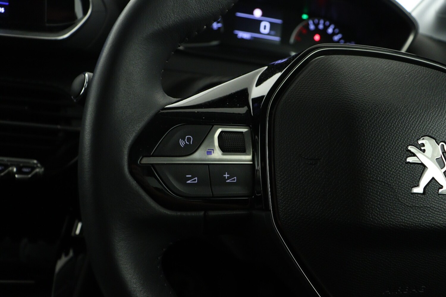 Used Peugeot 208 2021 for sale - 76190920: Photo 18