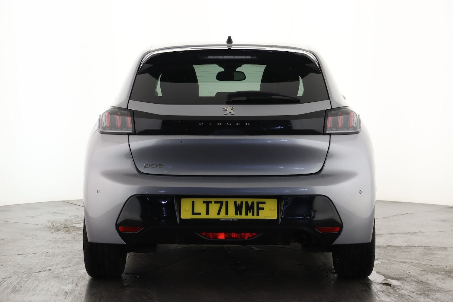 Used Peugeot 208 2021 for sale - 76190920: Photo 2