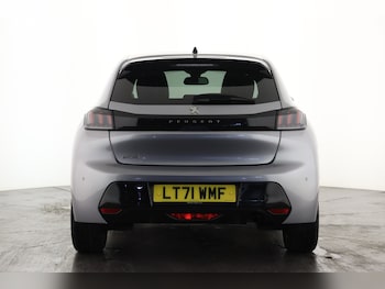 Used Peugeot 208 2021 for sale - 76190920: Photo 2