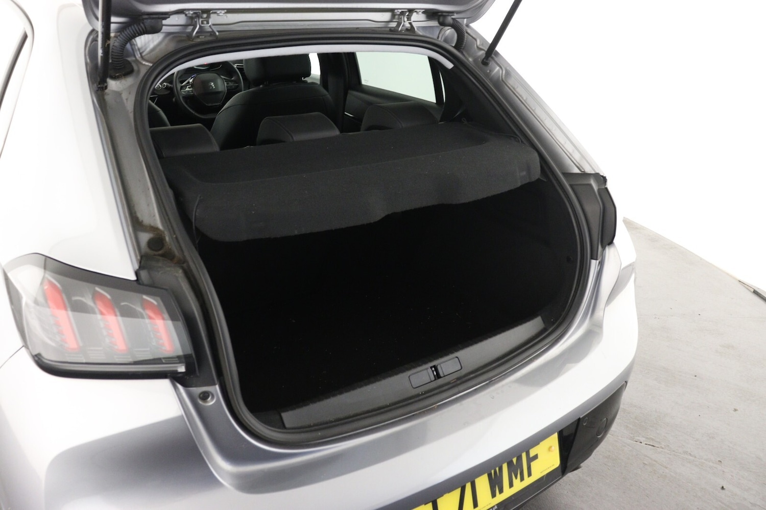 Used Peugeot 208 2021 for sale - 76190920: Photo 9