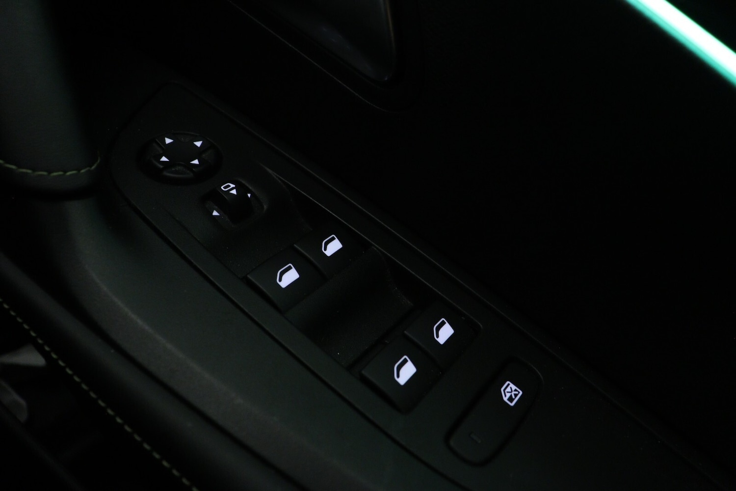 Used Peugeot 2008 2022 for sale - 76203576: Photo 24