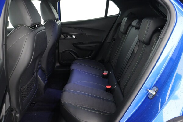 Used Peugeot 2008 2023 for sale - 75763393: Photo 13