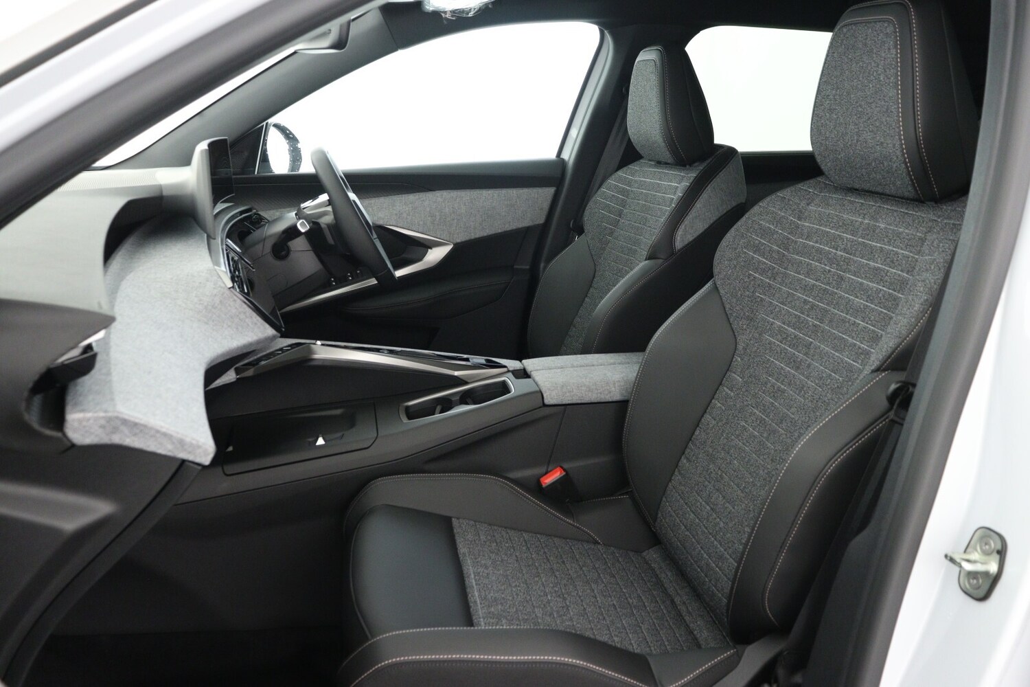 Used Peugeot 5008 2026 for sale - 77218841: Photo 11