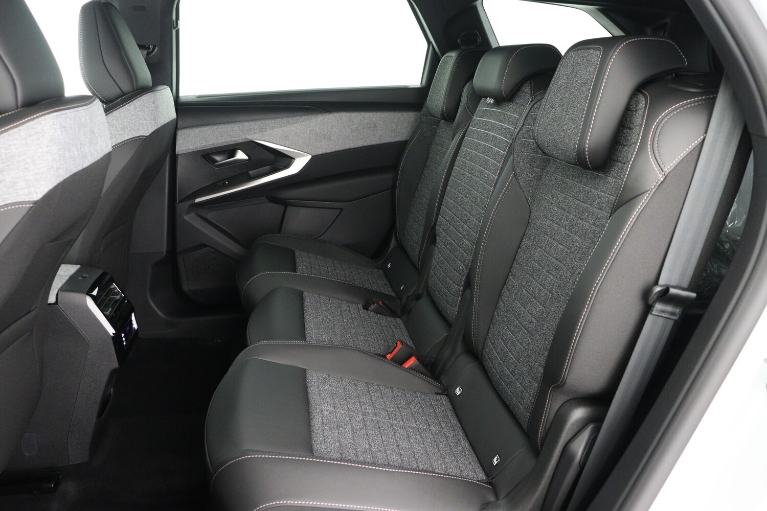 Used Peugeot 5008 2026 for sale - 77218841: Photo 13