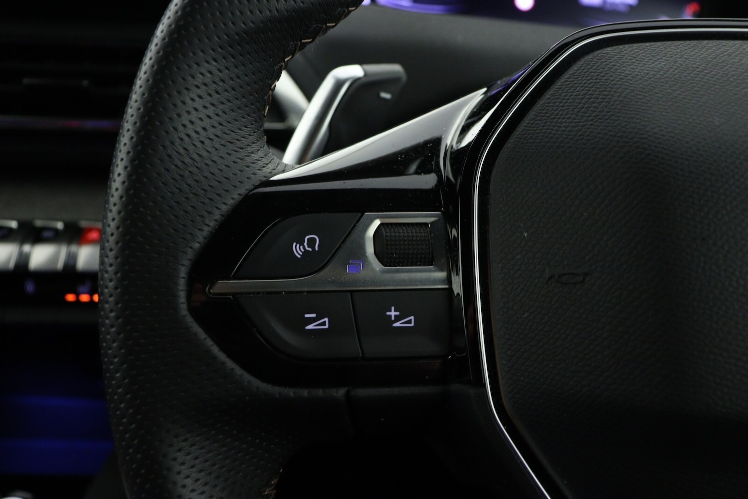 Used Peugeot 3008 2022 for sale - 77449632: Photo 22