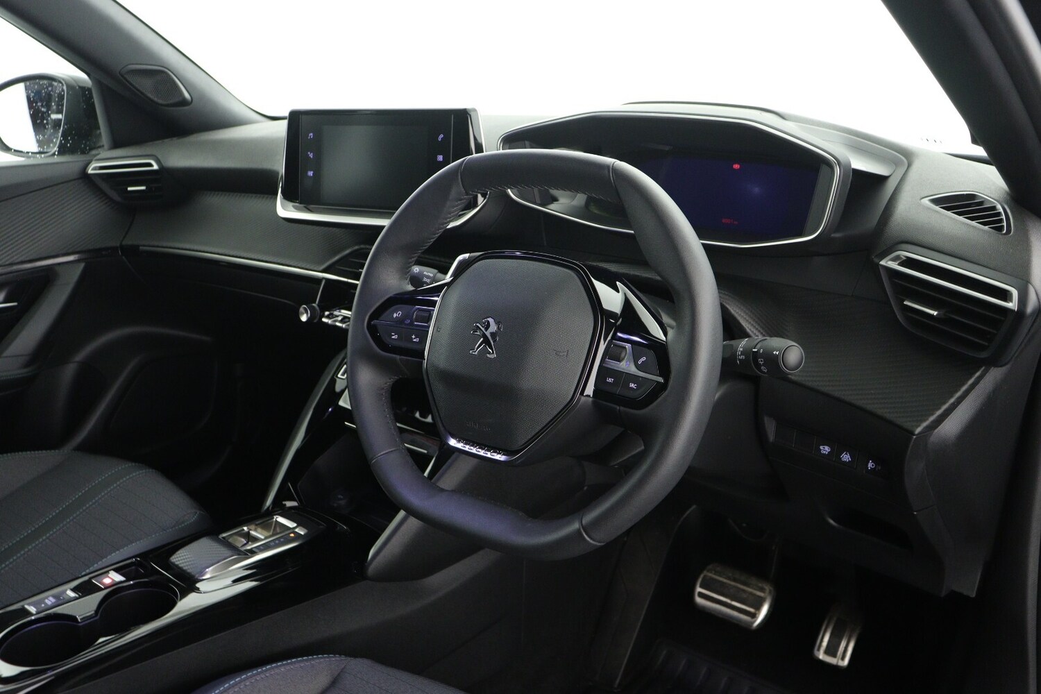 Used Peugeot 2008 2023 for sale - 76872612: Photo 14