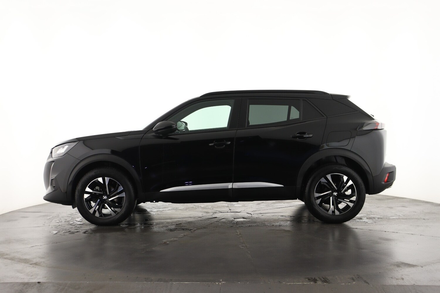 Used Peugeot 2008 2023 for sale - 76872612: Photo 8