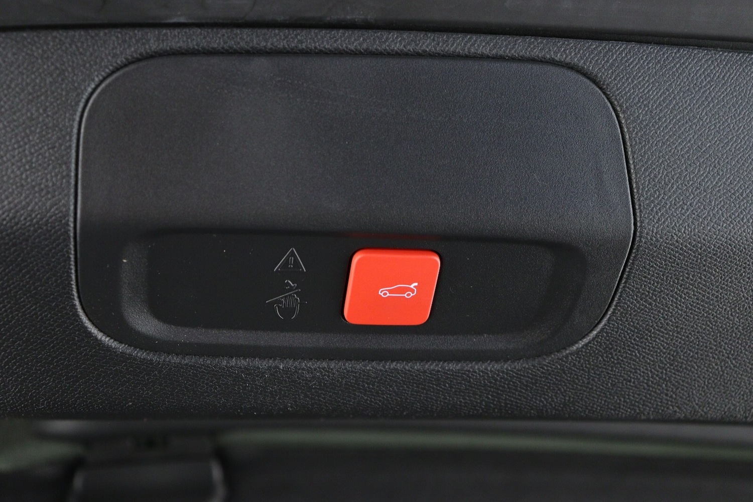 Used Peugeot 408 2025 for sale - 76615384: Photo 10