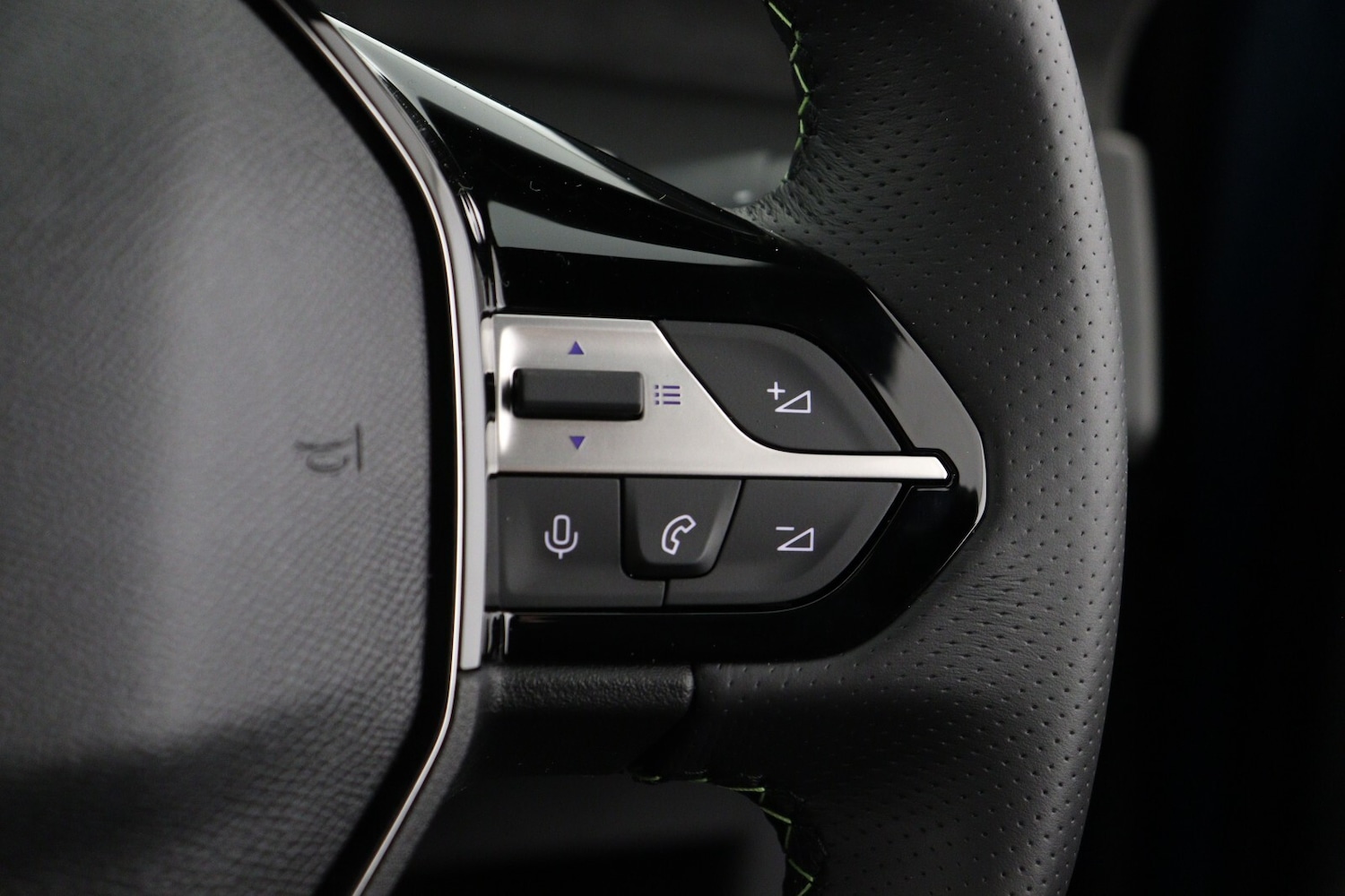 Used Peugeot 408 2025 for sale - 76615384: Photo 27