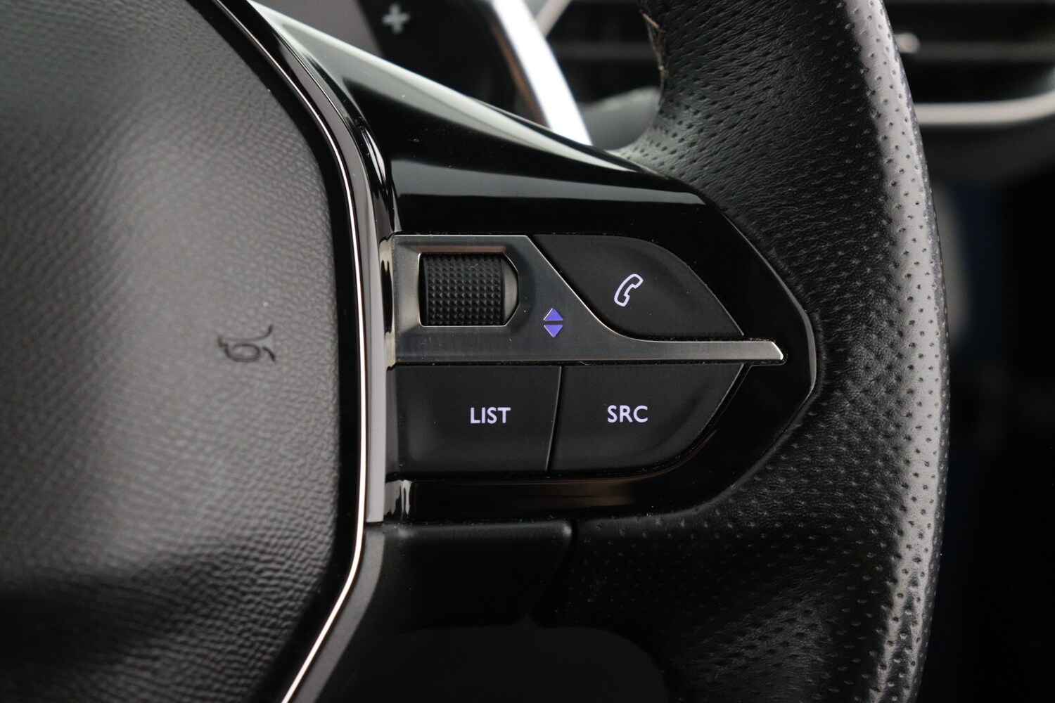 Used Peugeot 5008 2023 for sale - 76872424: Photo 27