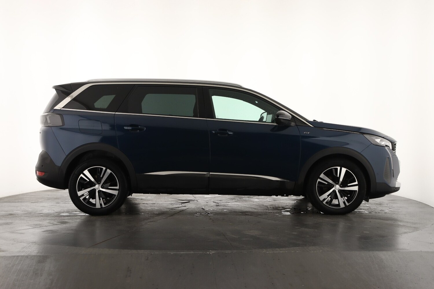 Used Peugeot 5008 2023 for sale - 76872424: Photo 5