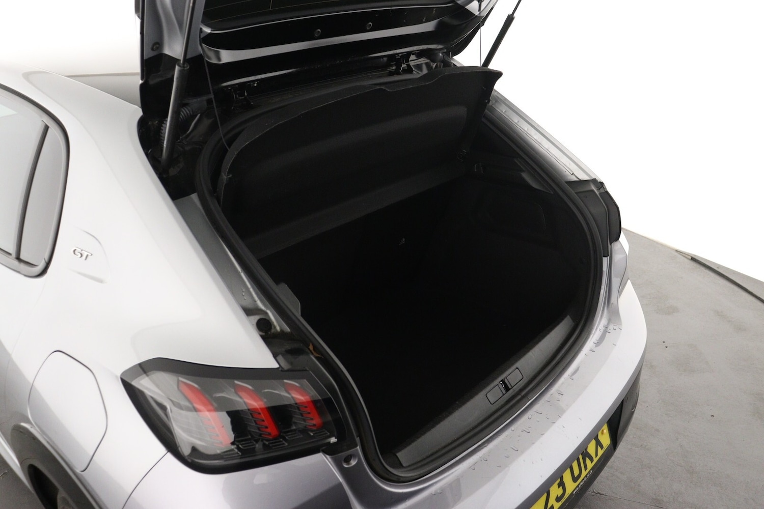 Used Peugeot 208 2023 for sale - 76609733: Photo 10