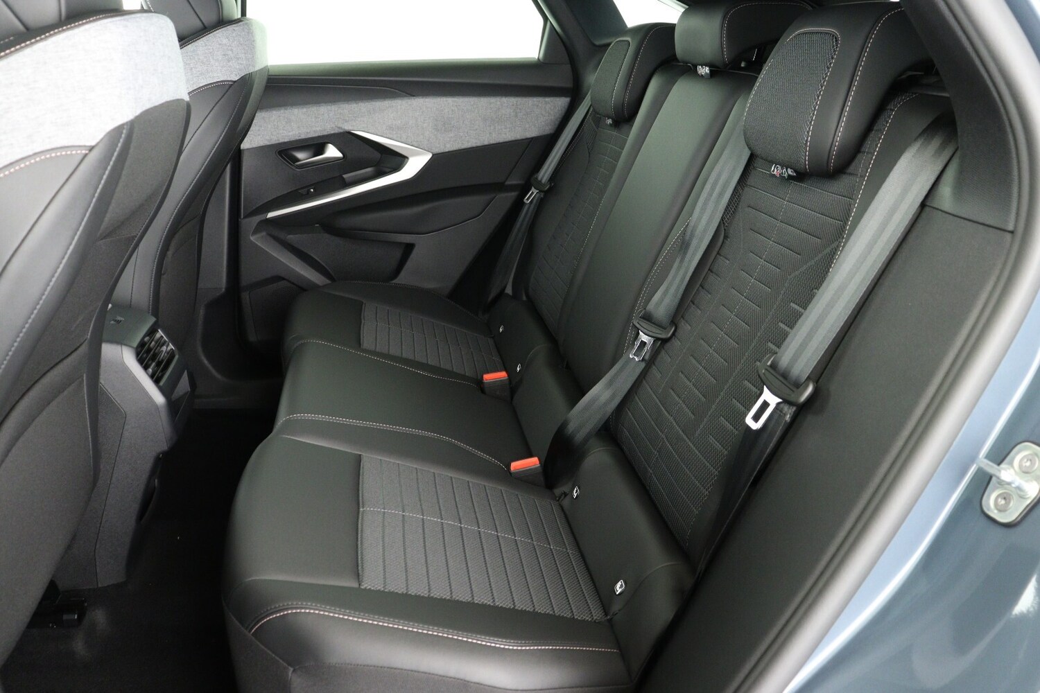 Used Peugeot 3008 2025 for sale - 76871123: Photo 11