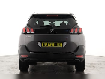 Used Peugeot 5008 2022 for sale - 76873323: Photo
