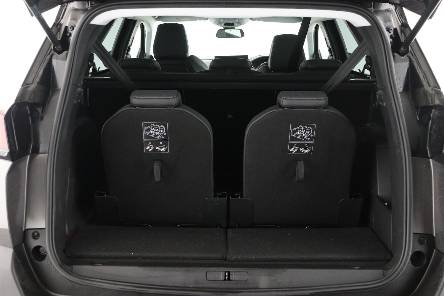 Used Peugeot 5008 2022 for sale - 76873323: Photo 9