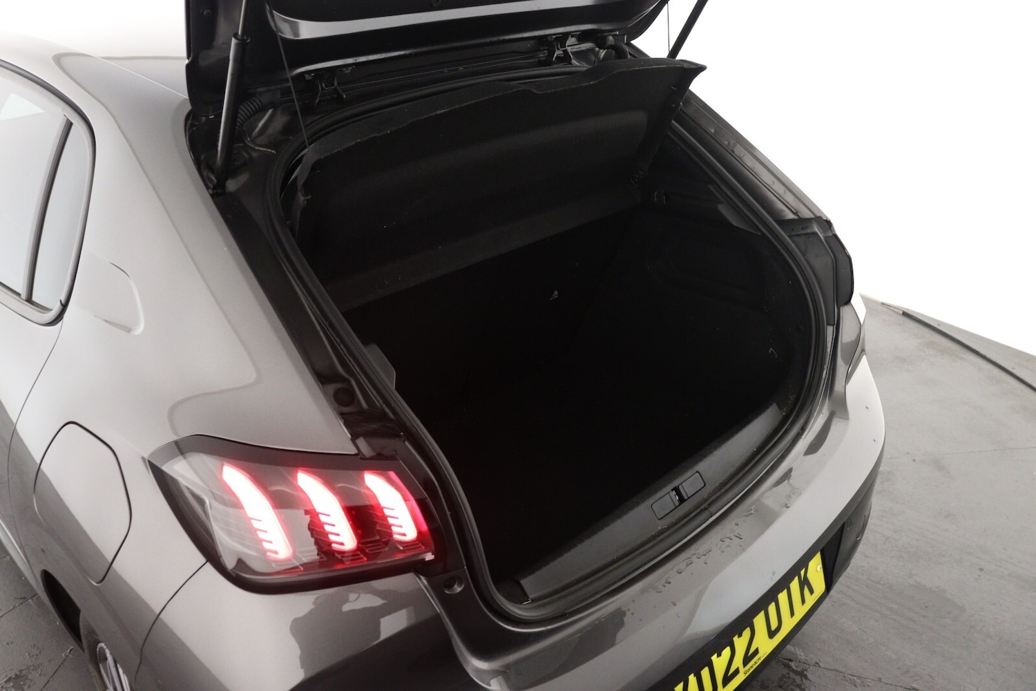 Used Peugeot 208 2022 for sale - 76870003: Photo 10