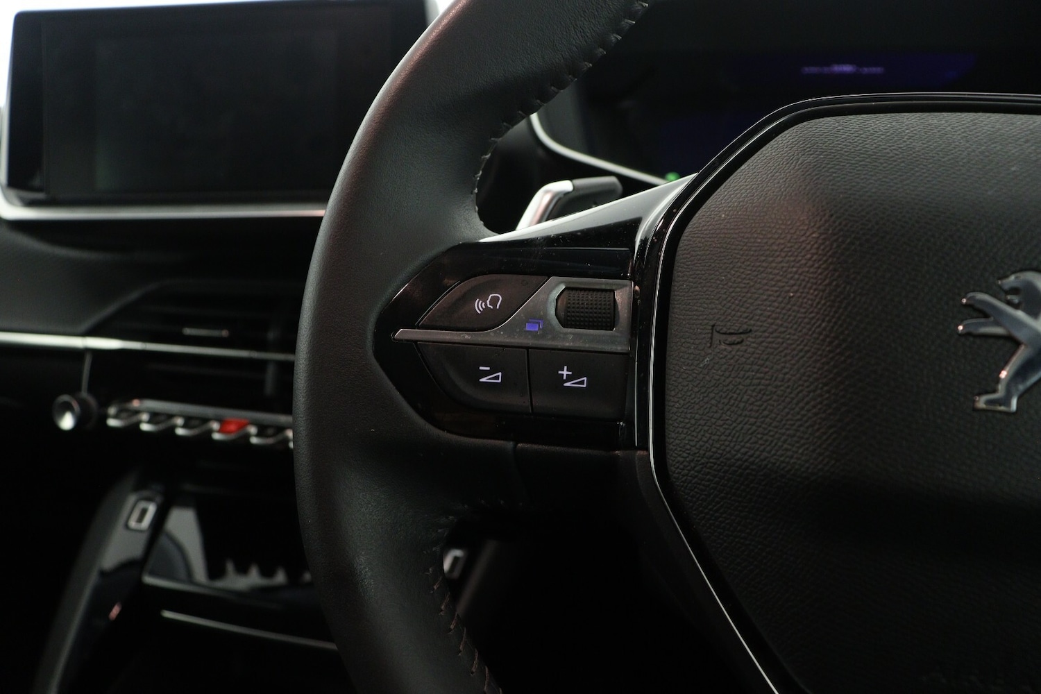 Used Peugeot 208 2022 for sale - 76870003: Photo 21