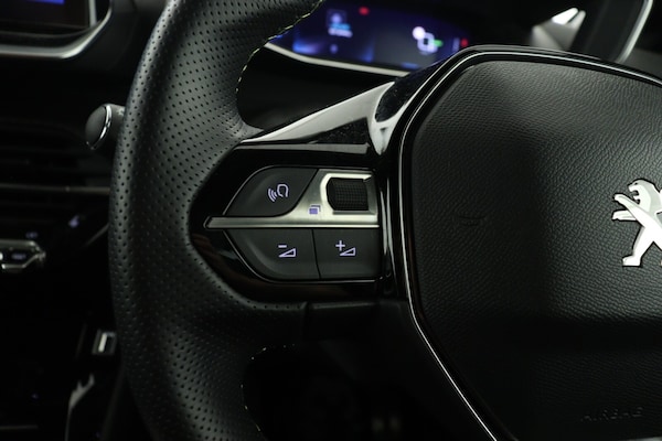 Used Peugeot 208 2022 for sale - 76254990: Photo 20