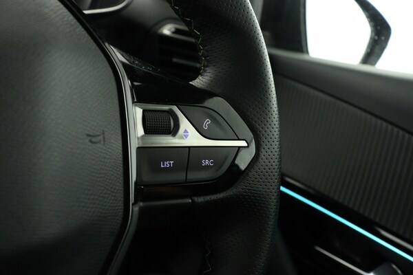 Used Peugeot 208 2022 for sale - 76254990: Photo 21