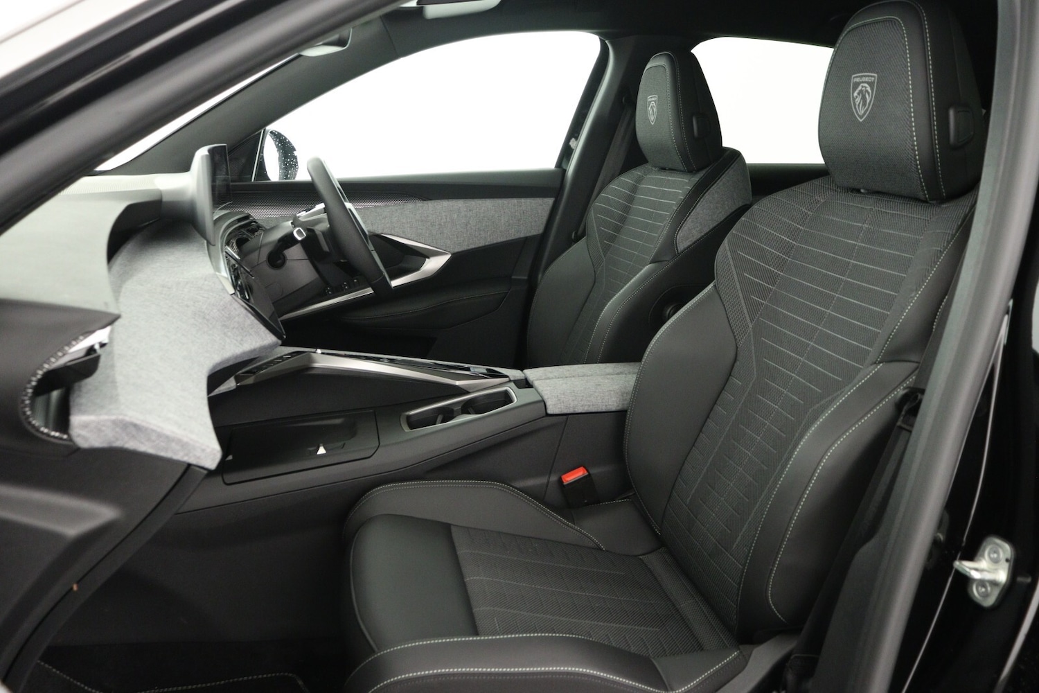 Used Peugeot 3008 2025 for sale - 77449701: Photo 12