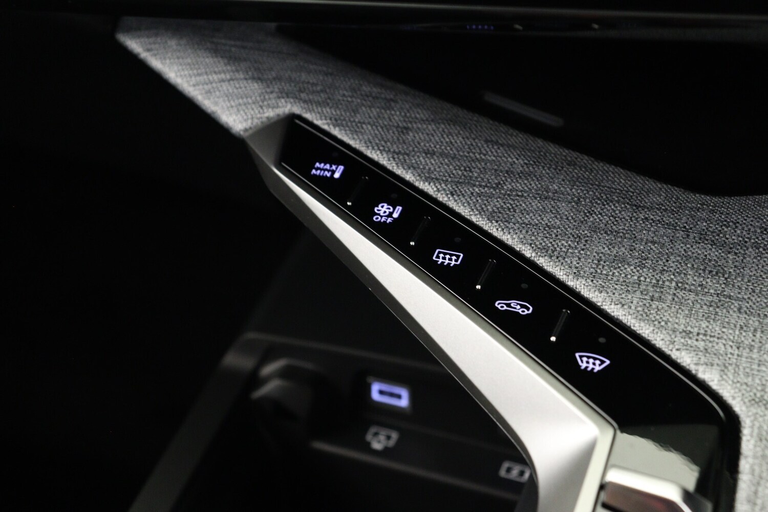 Used Peugeot 3008 2025 for sale - 77449701: Photo 24