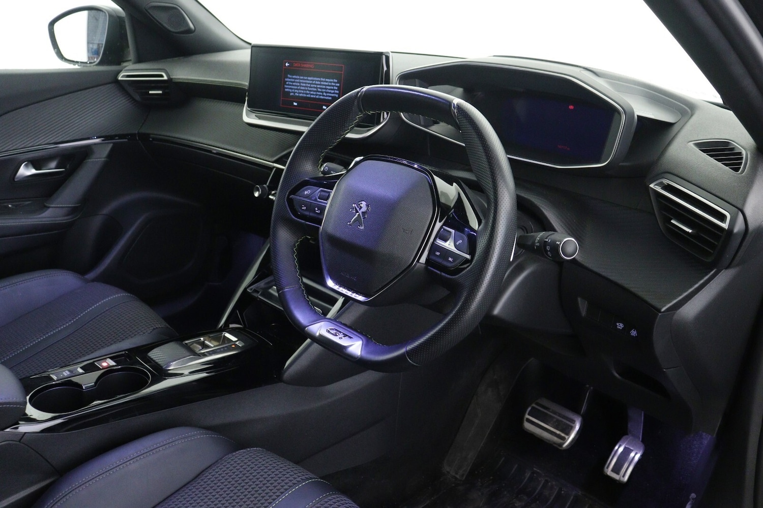 Used Peugeot 2008 2023 for sale - 76556998: Photo 14