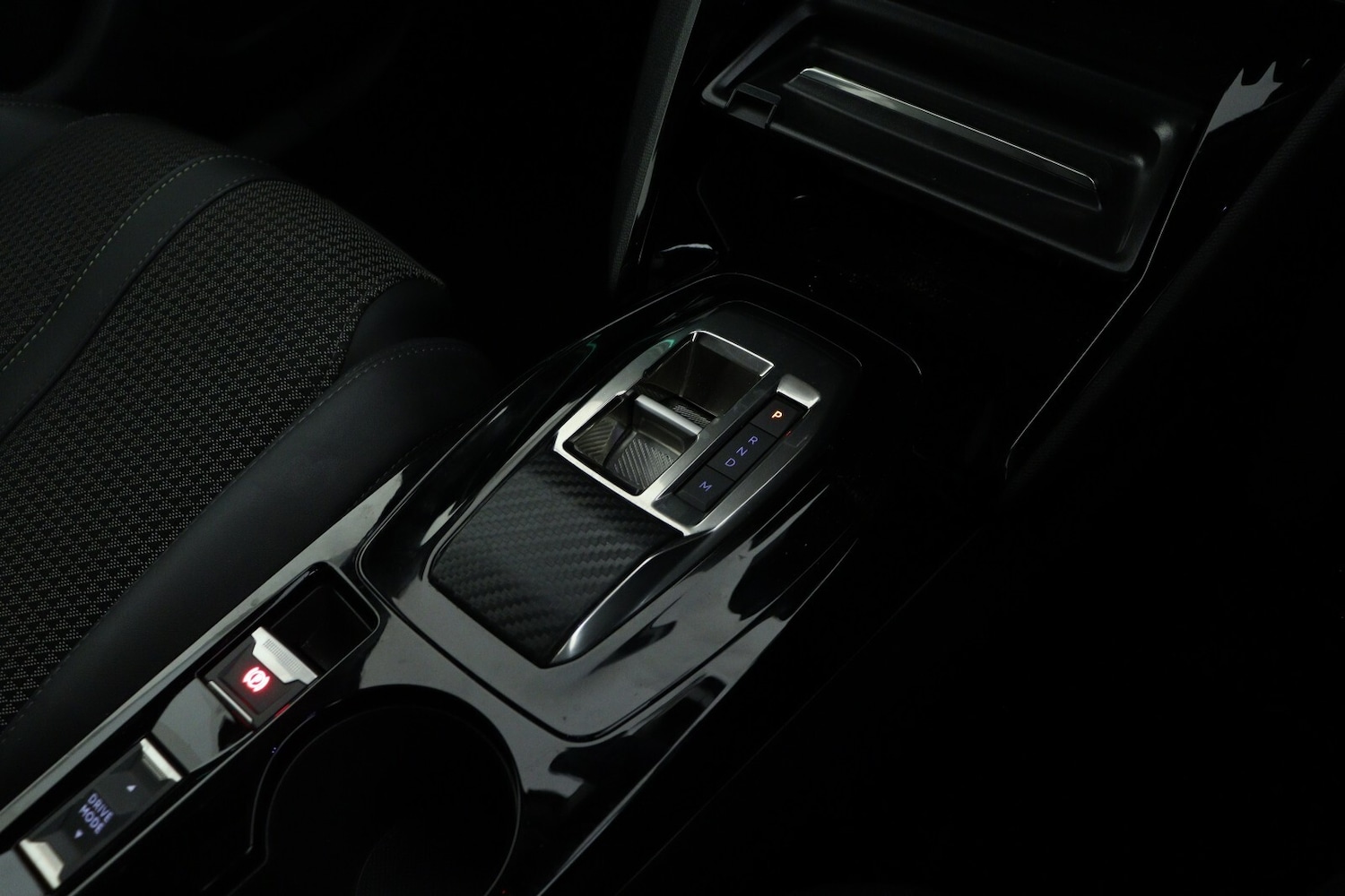 Used Peugeot 2008 2023 for sale - 76556998: Photo 15