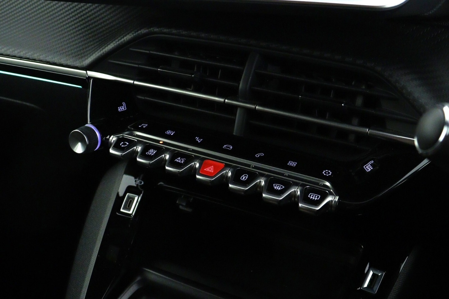 Used Peugeot 2008 2023 for sale - 76556998: Photo 16