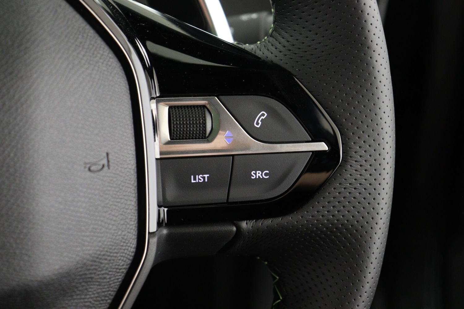 Used Peugeot 2008 2025 for sale - 76871621: Photo 25