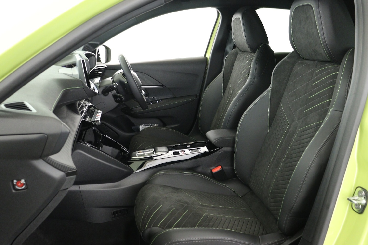 Used Peugeot 208 2024 for sale - 77105966: Photo 11