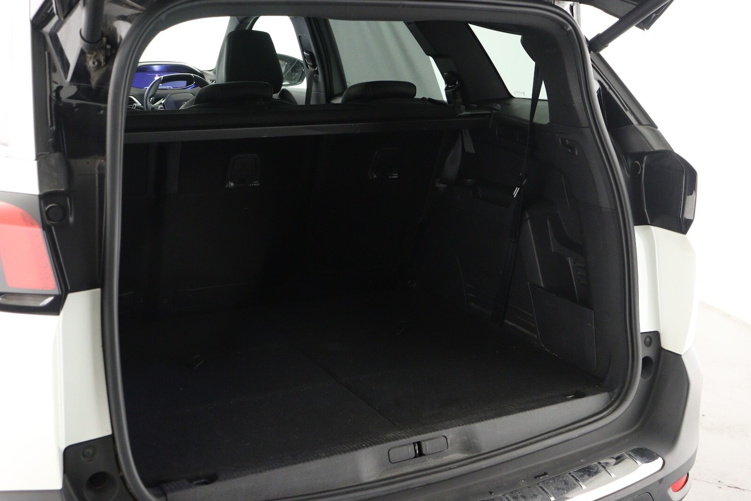 Used Peugeot 5008 2020 for sale - 76873480: Photo 10