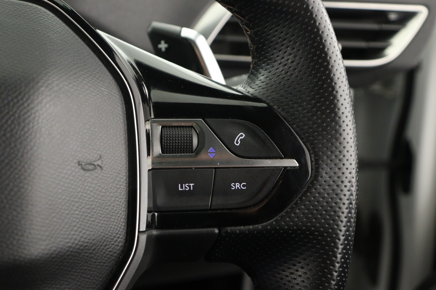 Used Peugeot 5008 2020 for sale - 76873480: Photo 27